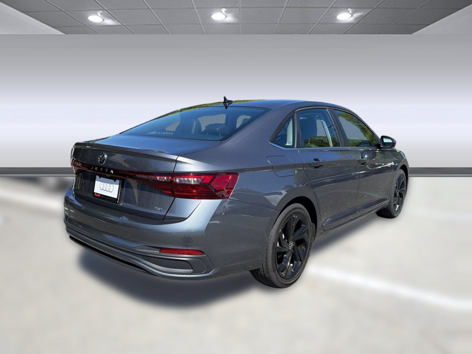 Used 2025 Volkswagen Jetta SE w/ Sunroof Package FWD image 9