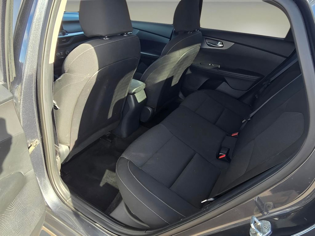 Used 2021 Kia Forte LXS image 12