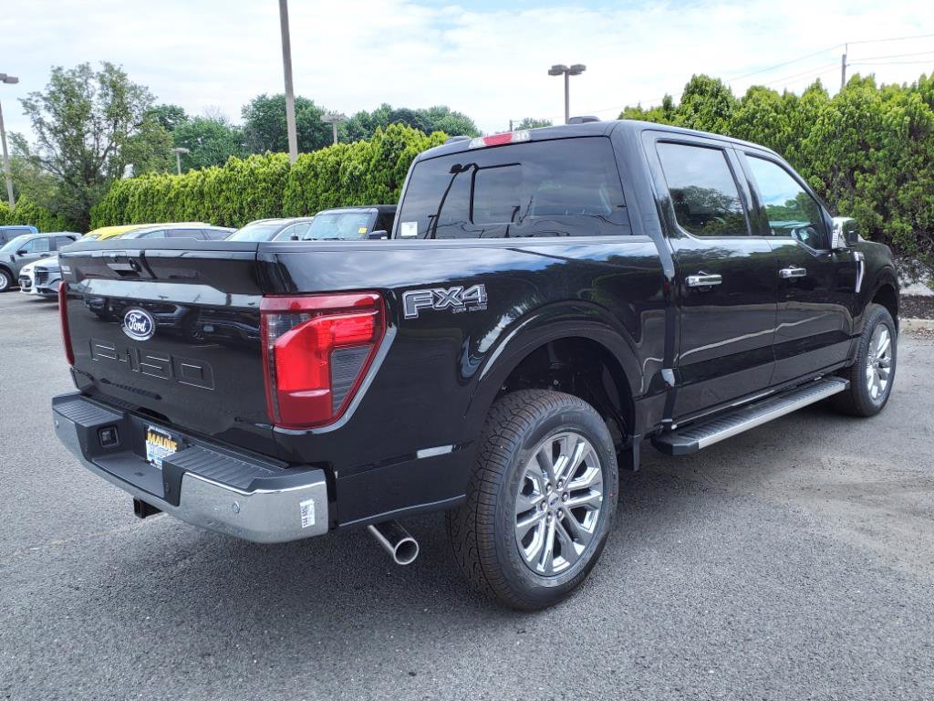 New 2024 Ford F150 XLT w/ Equipment Group 302A MID image 6