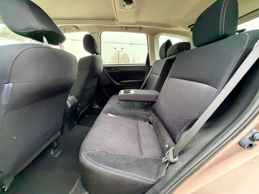 Used 2016 Subaru Forester 2.5i Premium AWD/4WD image 11