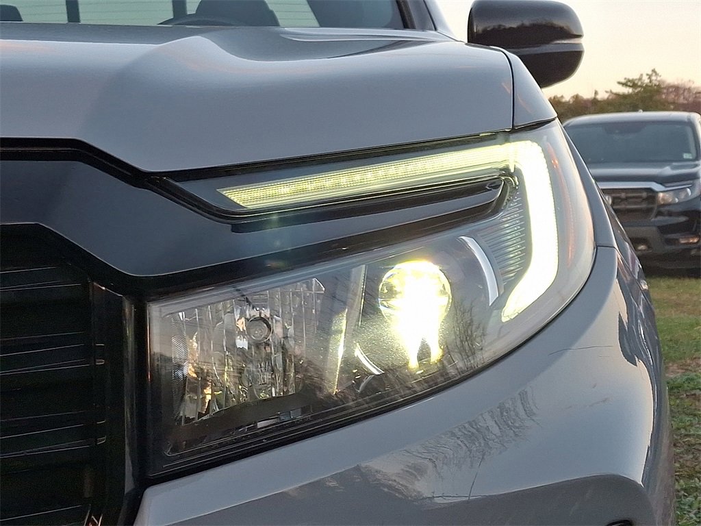 Used 2022 Honda Ridgeline Black Edition image 9