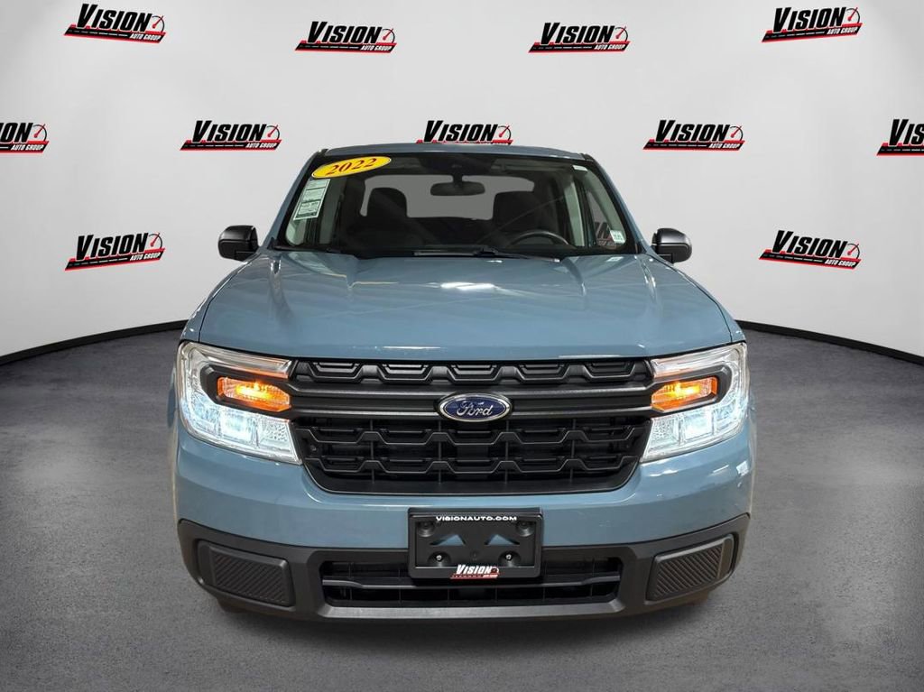 Used 2022 Ford Maverick XL image 2