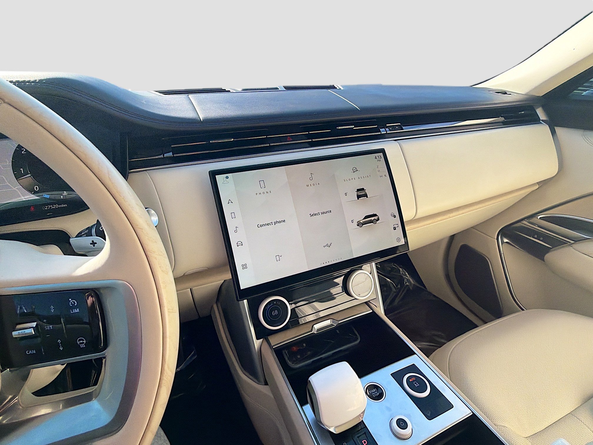 Used 2023 Land Rover Range Rover SV image 29