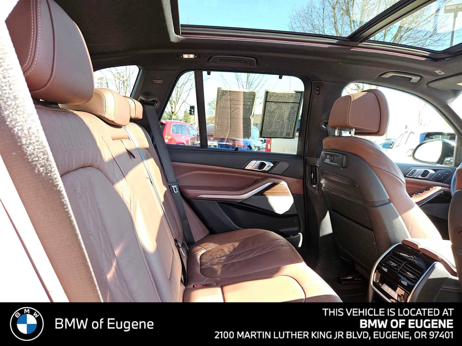 Used 2020 BMW X5 M50i image 15