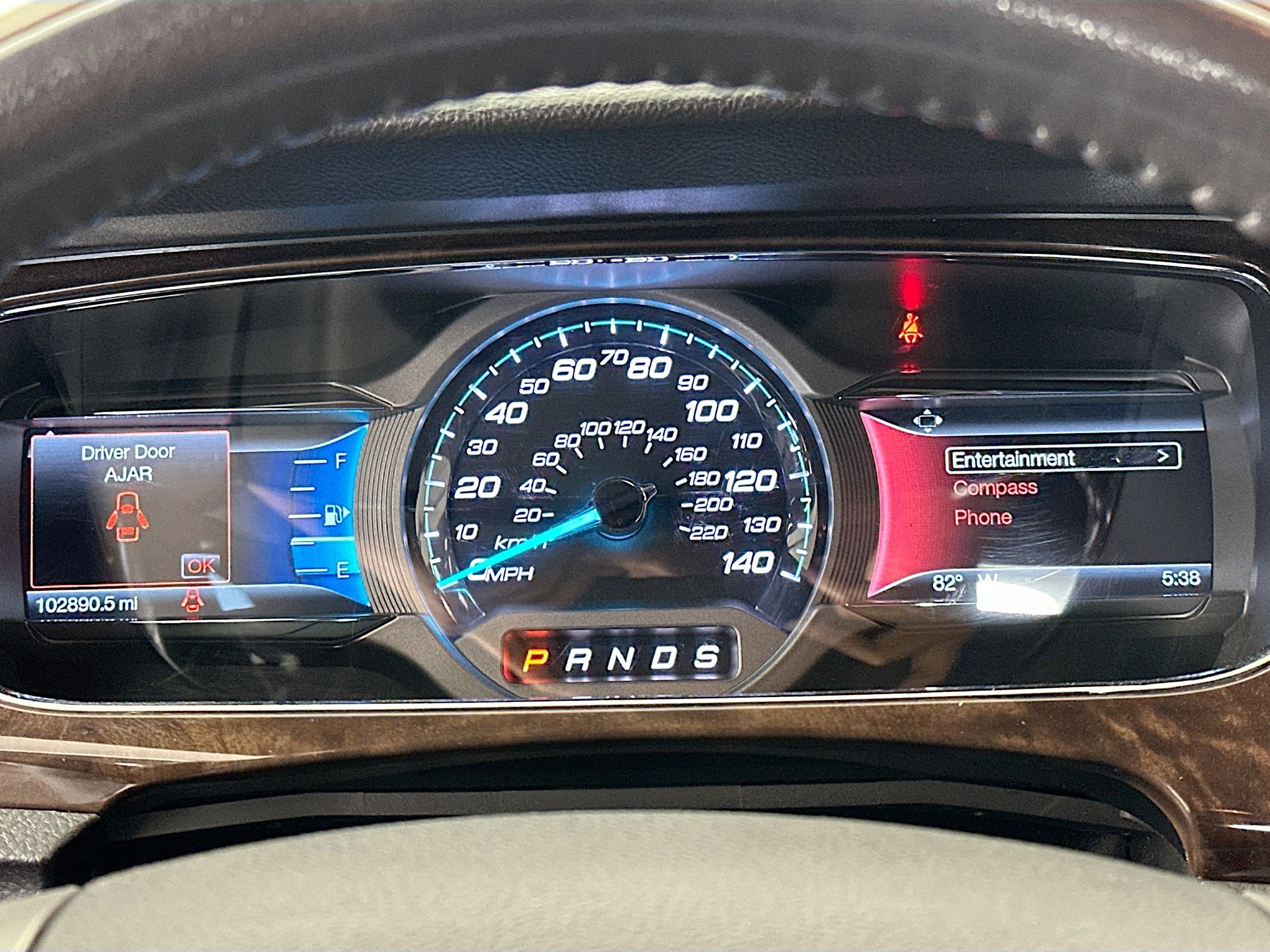 Used 2018 Ford Taurus Limited image 19