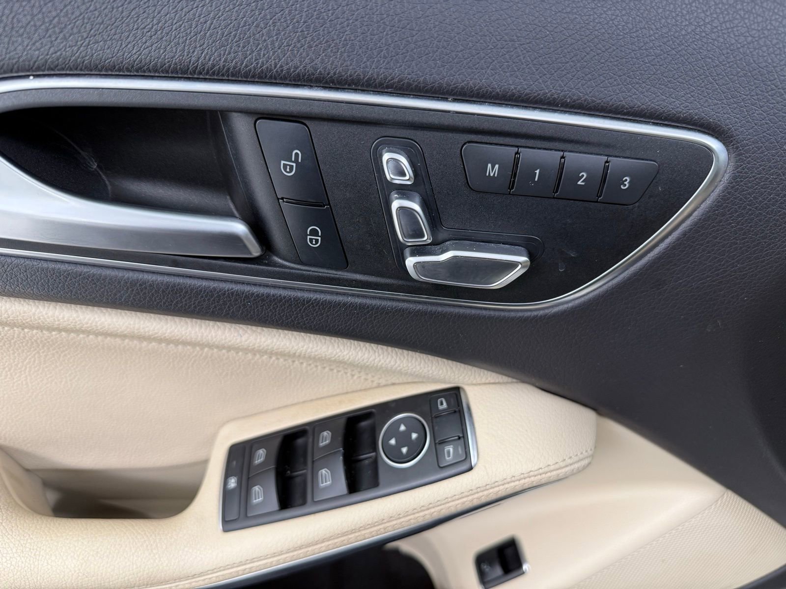 Used 2018 Mercedes-Benz GLA 250 image 15