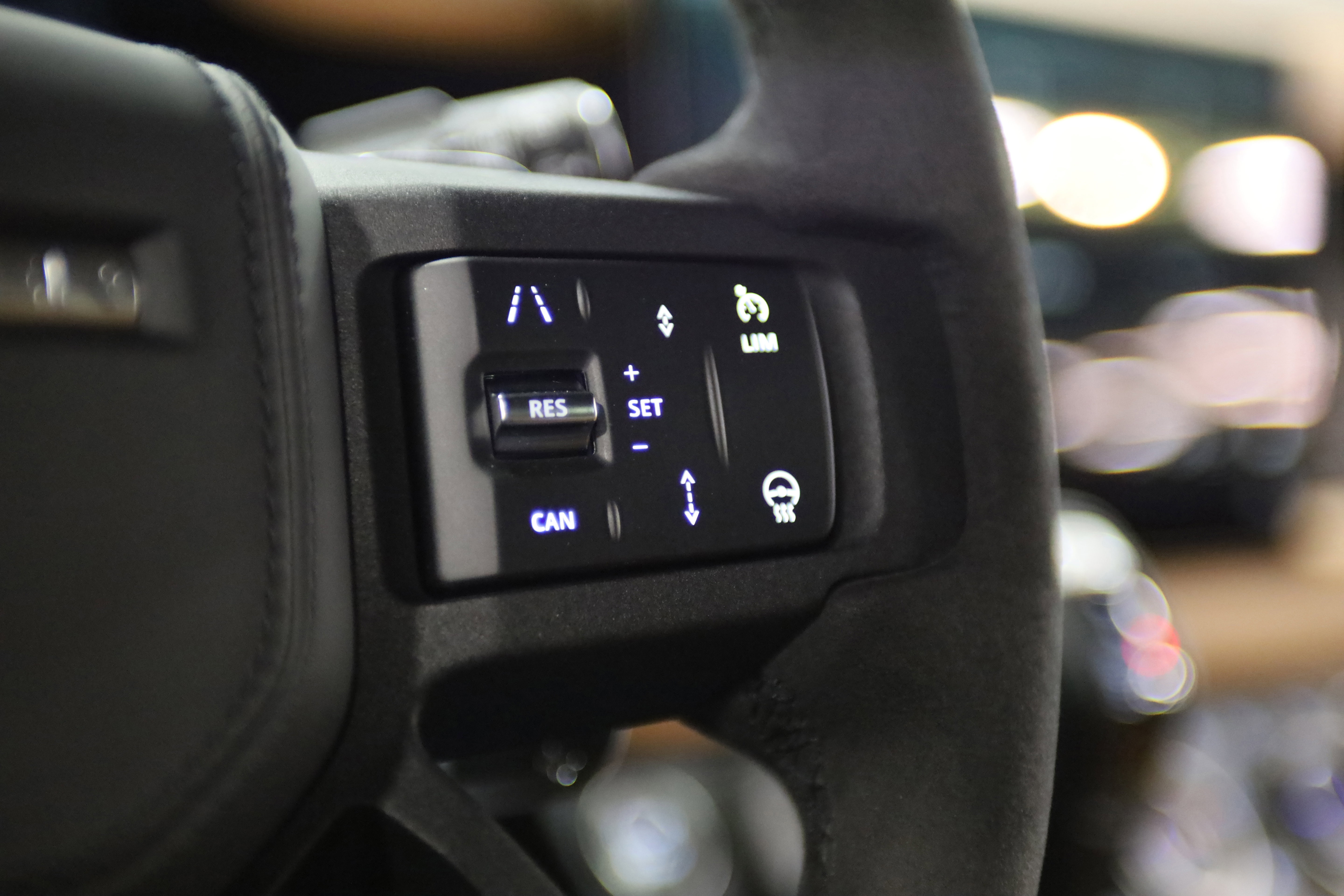 Used 2023 Land Rover Defender 110 Carpathian Edition AWD/4WD image 25