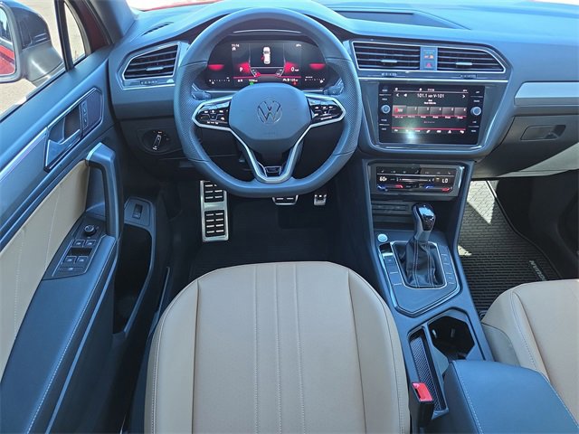 Used 2024 Volkswagen Tiguan SE R-Line w/ MDO Package, Three-Row image 13