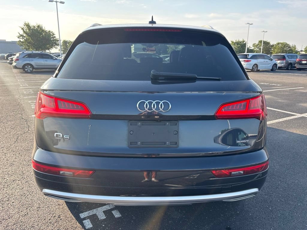 Used 2020 Audi Q5 Prestige w/ Prestige Package AWD/4WD image 9