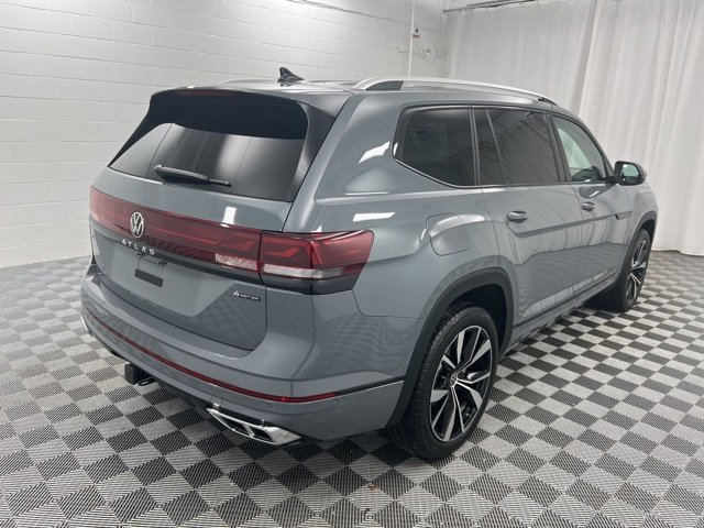 Used 2025 Volkswagen Atlas SEL Premium R-Line image 5