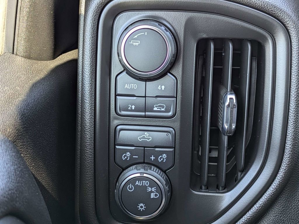 Used 2024 Chevrolet Silverado 1500 W/T w/ WT Value Package image 19