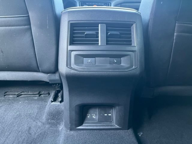 Used 2021 Volkswagen Atlas Cross Sport SEL Premium AWD/4WD image 19