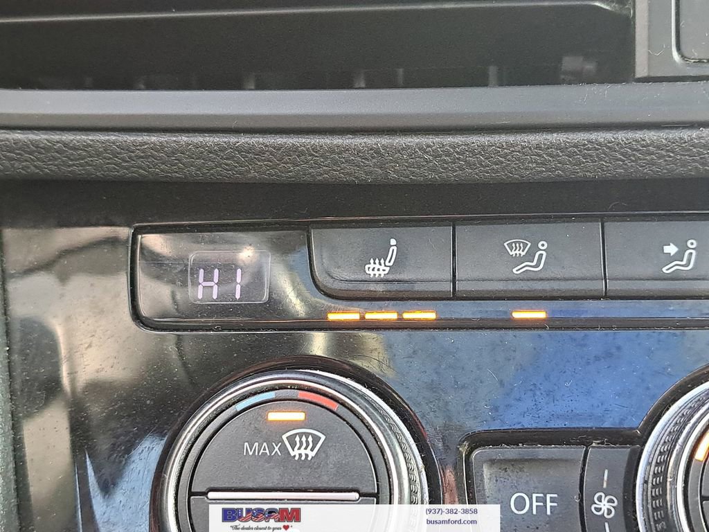 Used 2019 Volkswagen Jetta R-Line image 18