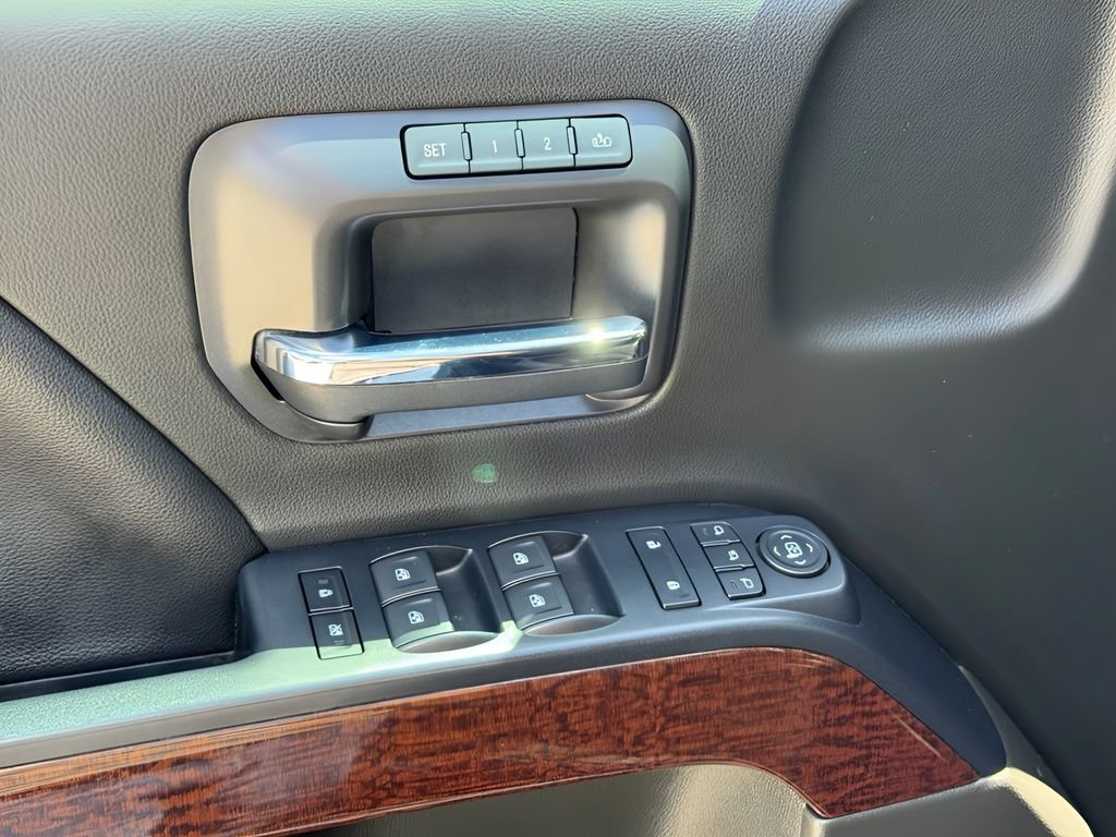 Used 2018 GMC Sierra 1500 SLT w/ Texas SLT Premium Package AWD/4WD image 15