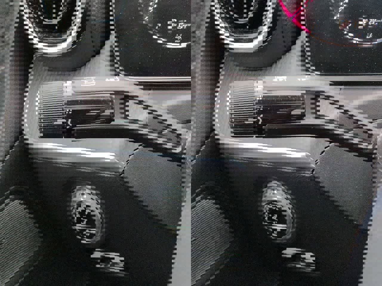 Used 2025 Mercedes-Benz C 300 C 300 image 28