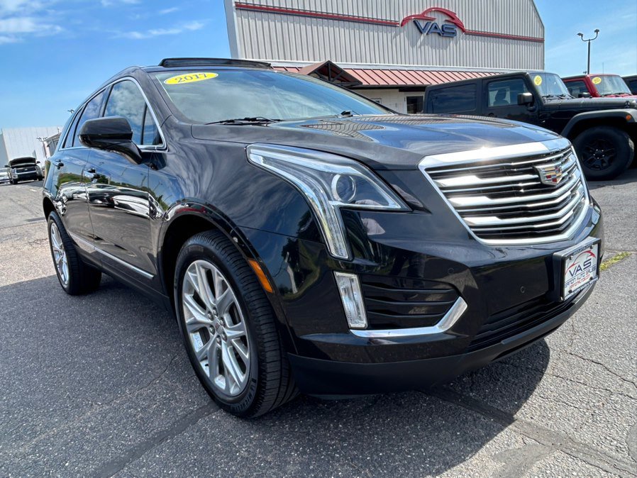 Used 2017 Cadillac XT5 Luxury w/ Driver Awareness Package AWD/4WD image 4