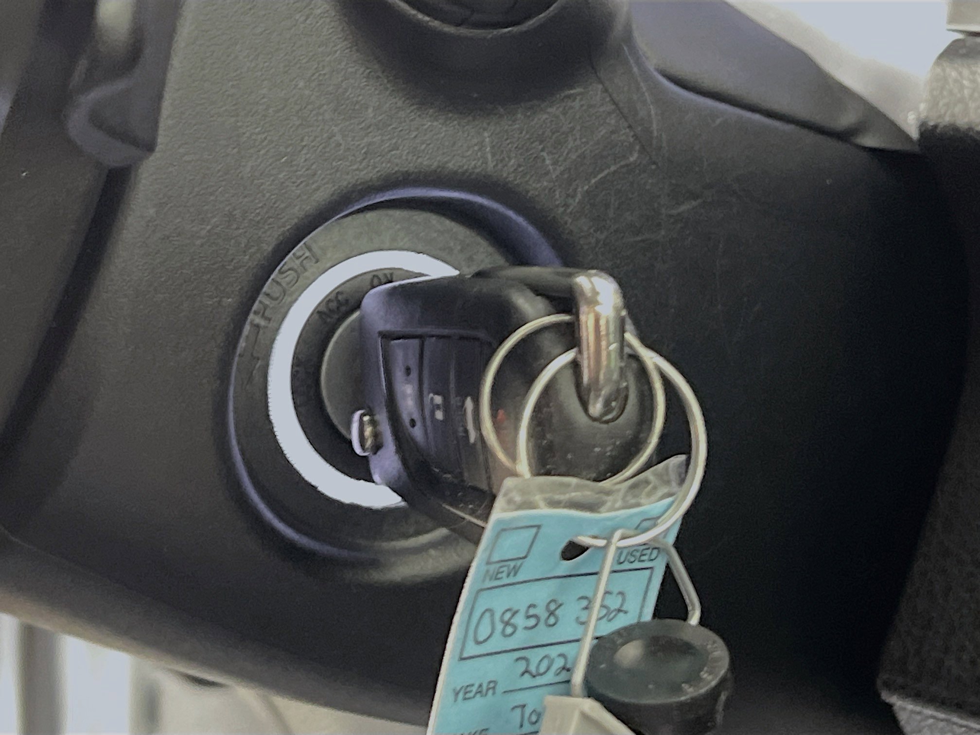 Used 2024 Toyota Camry SE image 23