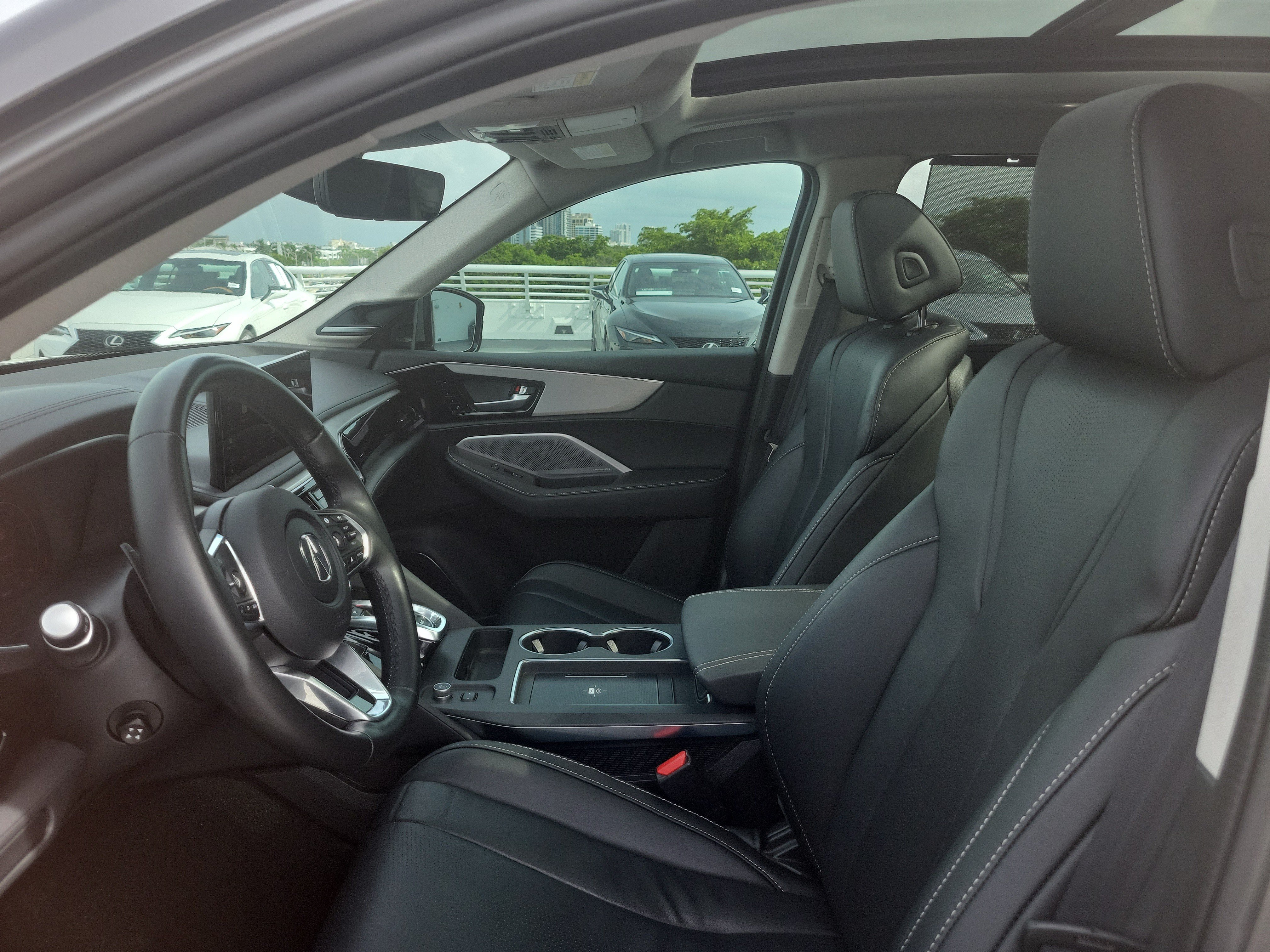 Used 2025 Acura MDX w/ Technology Package FWD image 22
