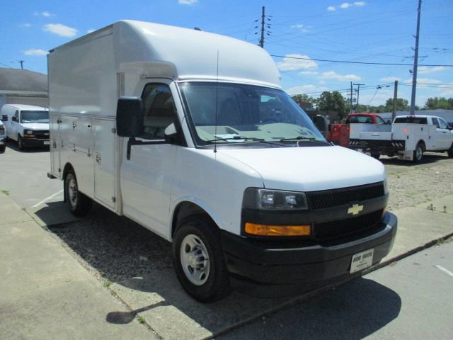 Used 2021 Chevrolet Express 3500 w/ Power Convenience Package RWD image 3