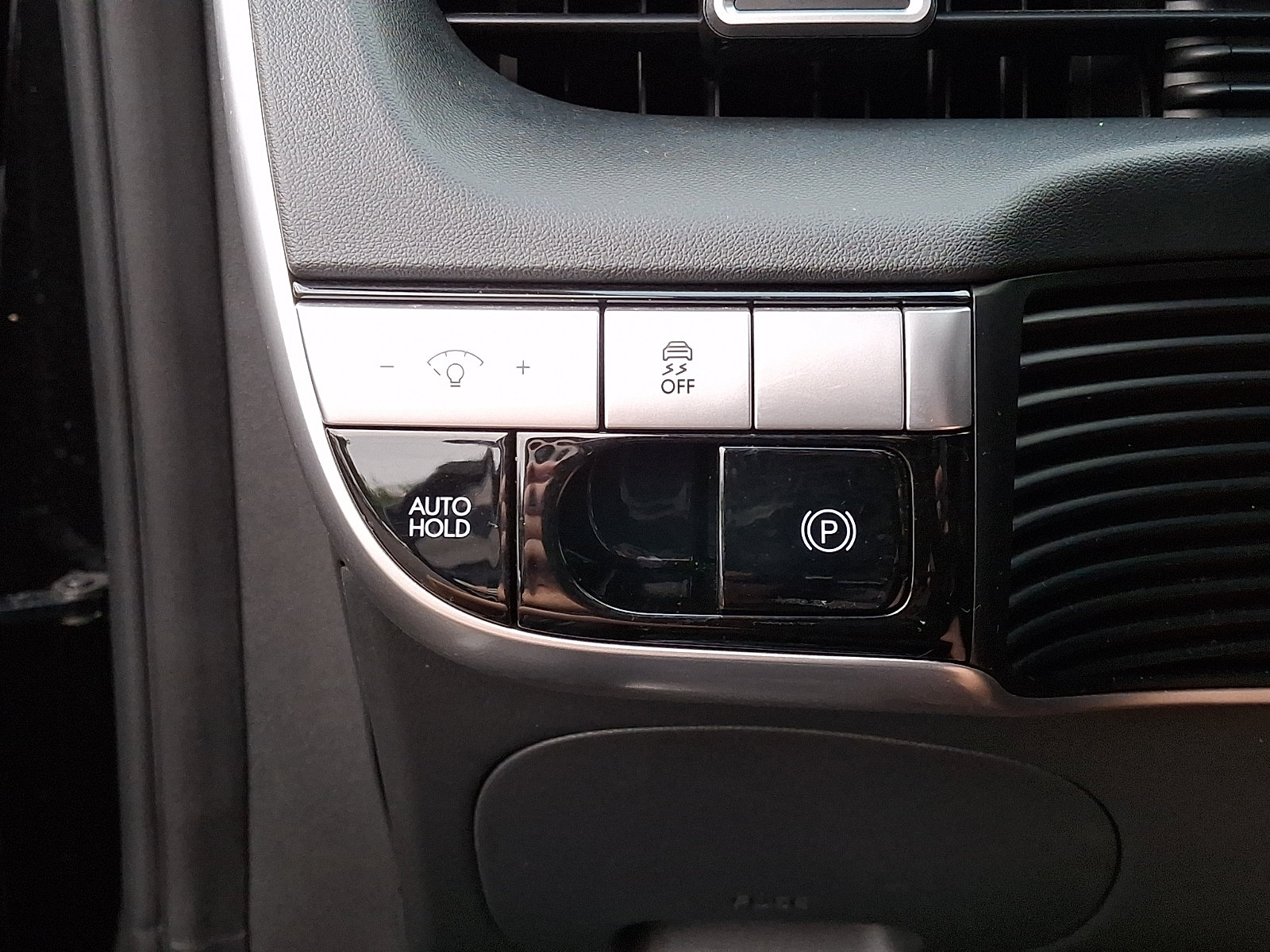 Used 2022 Hyundai Ioniq 5 SE w/ Cargo Package AWD/4WD image 27
