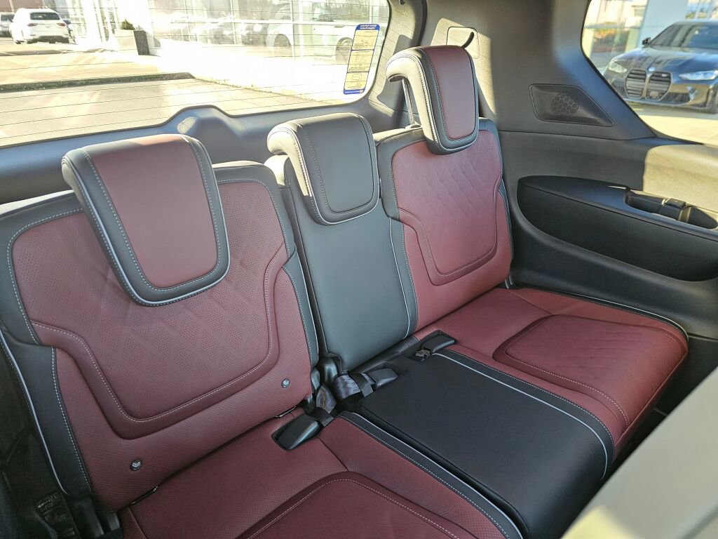 New 2026 INFINITI QX80 Autograph w/ Premium Cargo Package image 17