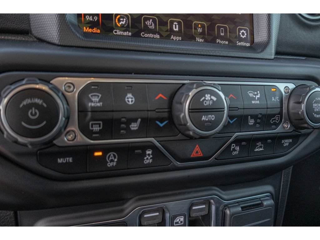 Used 2021 Jeep Gladiator Overland AWD/4WD image 25