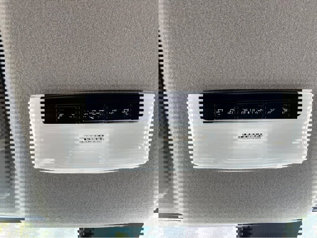 New 2025 Nissan Versa S w/ Trunk Package image 28