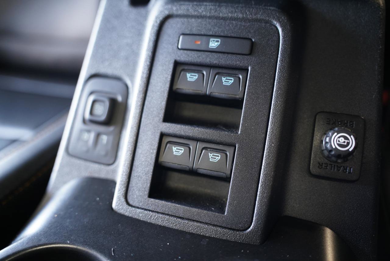 Used 2022 Ford Bronco Badlands w/ Sasquatch Package image 28