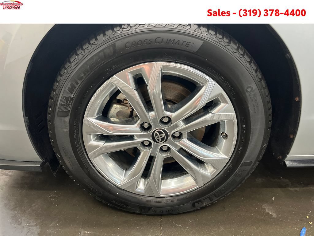 Certified 2021 Toyota Sienna XSE w/ XSE Plus Package AWD/4WD image 13