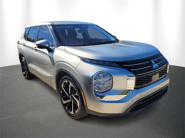 Used 2022 Mitsubishi Outlander ES
