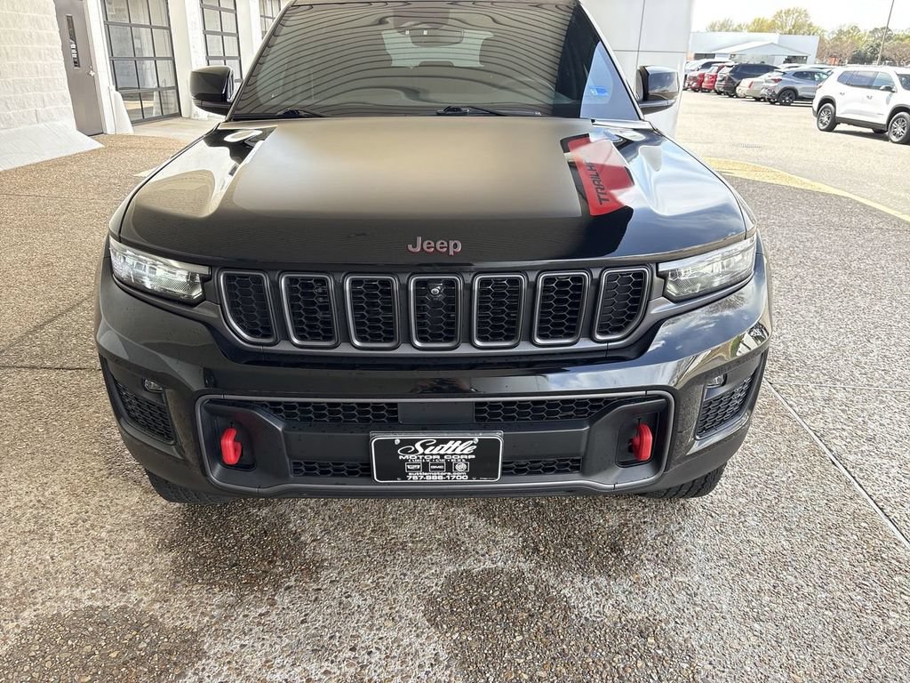 Used 2022 Jeep Grand Cherokee Trailhawk AWD/4WD image 31