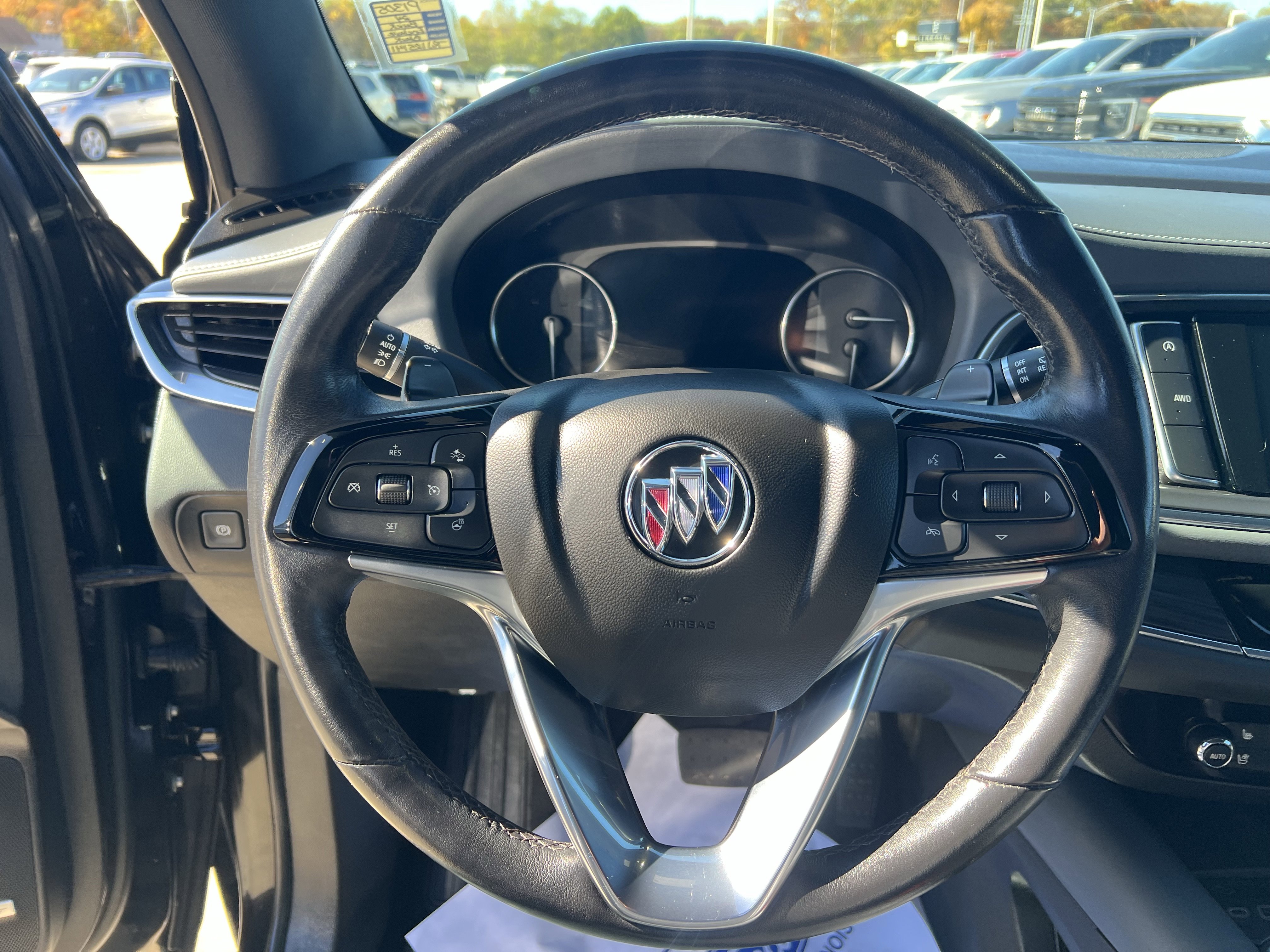 Used 2024 Buick Enclave Premium image 19