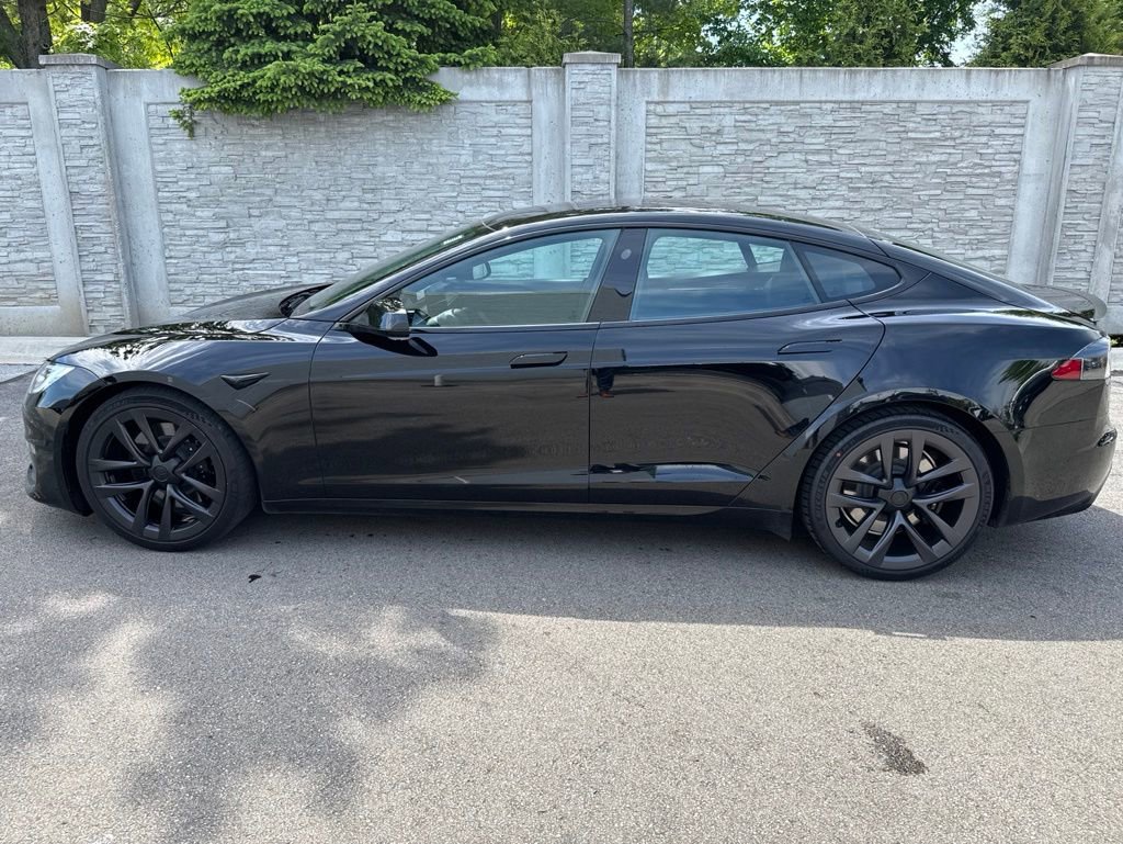 Used 2021 Tesla Model S Plaid AWD/4WD image 2