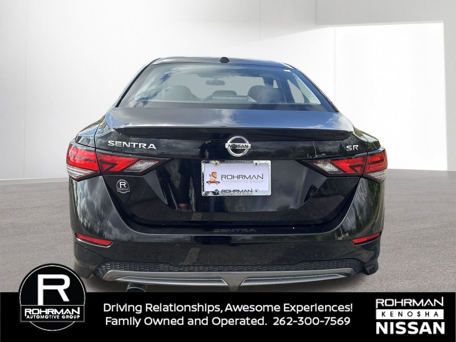 Certified 2023 Nissan Sentra SR w/ SR Premium Package FWD image 6