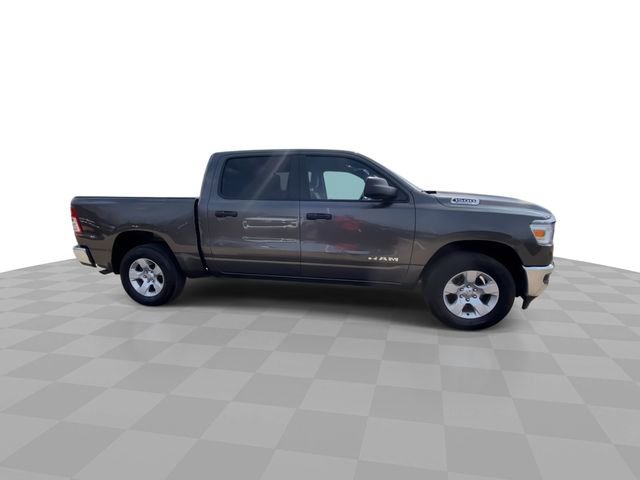Used 2023 RAM 1500 Big Horn AWD/4WD image 3