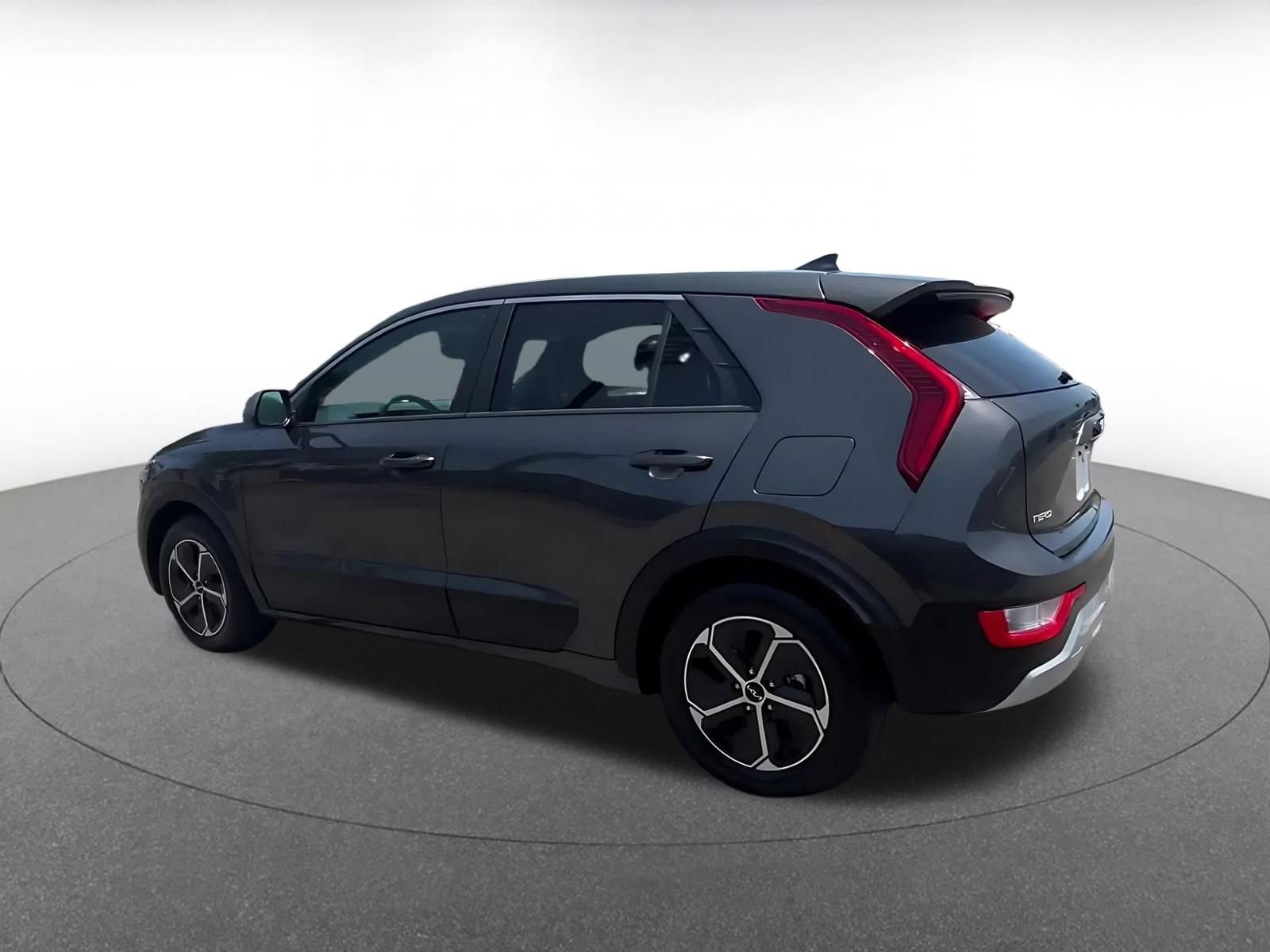 Used 2026 Kia Niro LX FWD image 10