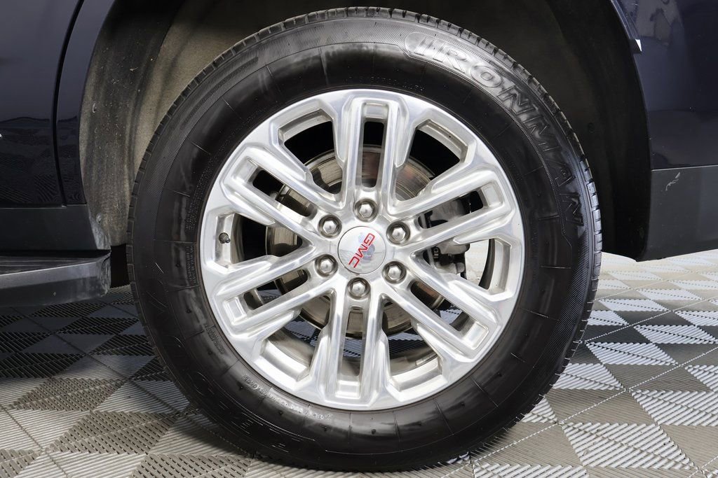Used 2024 GMC Yukon SLT AWD/4WD image 15