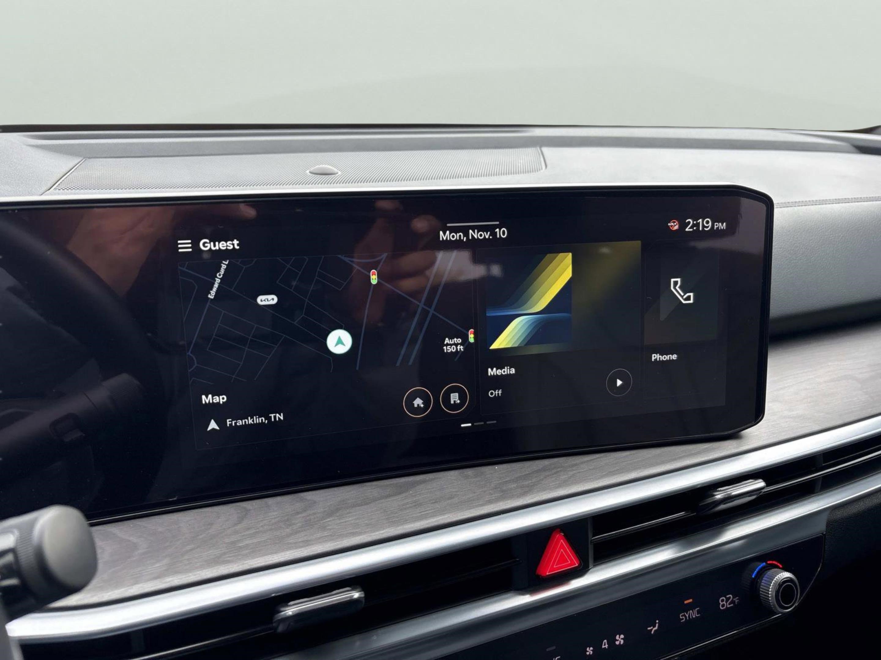 Used 2025 Kia Sorento SX Prestige w/ Sage Leather Package image 25