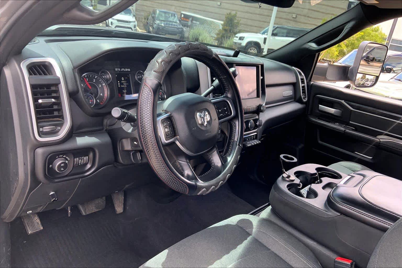 Used 2020 RAM 2500 Big Horn w/ Level 1 Equipment Group AWD/4WD image 17