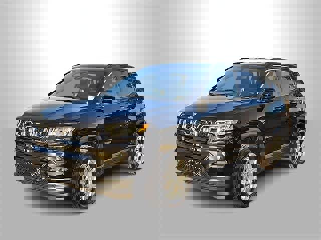 Used 2025 Jeep Compass Latitude image 4