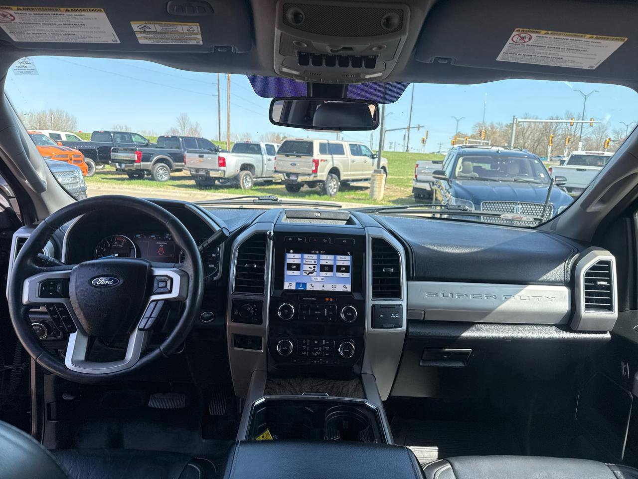 Used 2019 Ford F350 Lariat w/ Lariat Ultimate Package AWD/4WD image 31