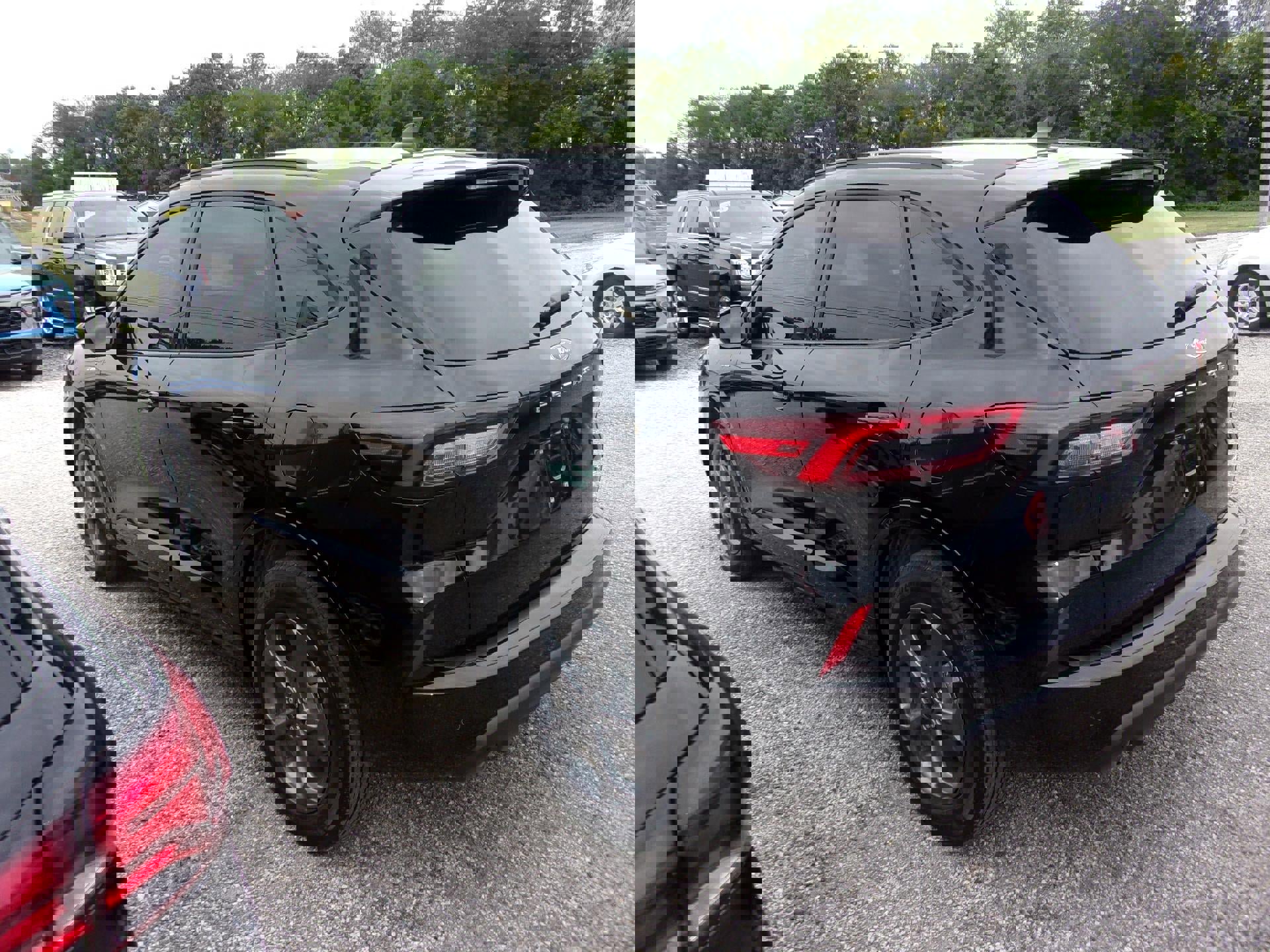 Used 2024 Ford Escape ST-Line Select w/ Tech Pack #2 image 4