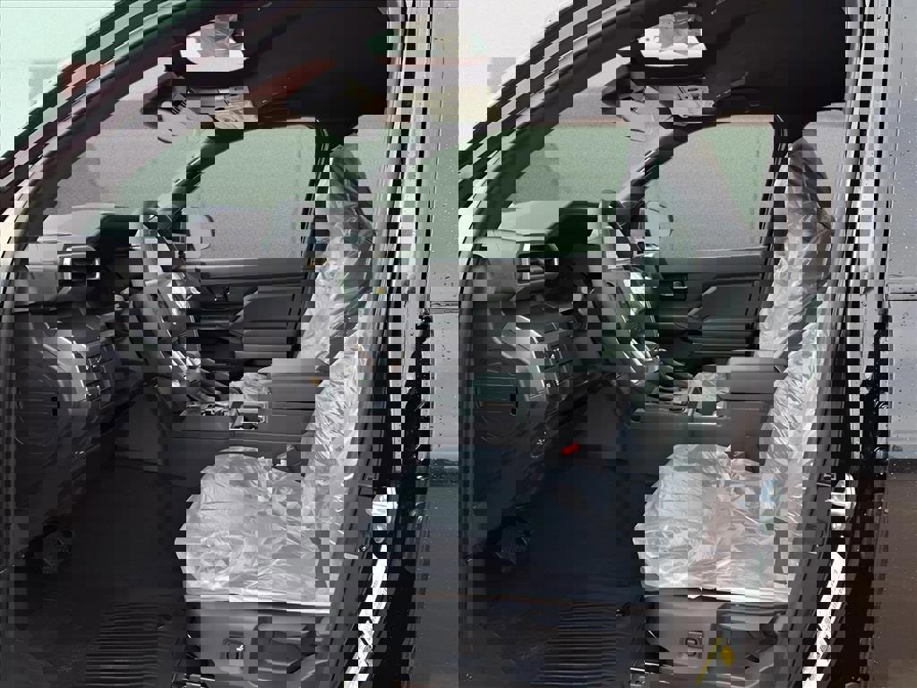 New 2025 Toyota Tacoma SR5 image 12