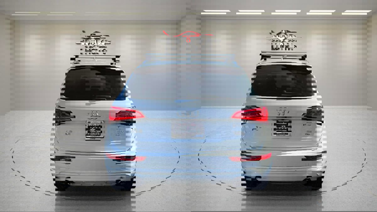 Used 2017 Audi Q5 2.0T Premium Plus w/ Technology Package image 4