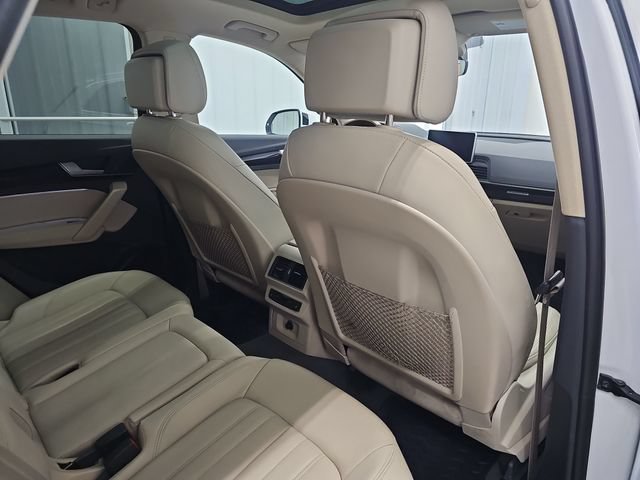 Used 2018 Audi Q5 2.0T Premium Plus w/ Premium Plus Package AWD/4WD image 32