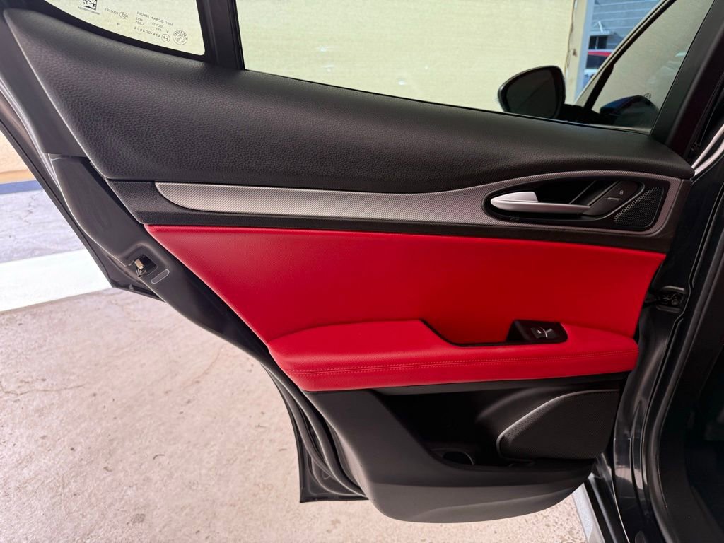 Used 2019 Alfa Romeo Stelvio Ti Sport w/ Quick Order Package 22S Sport image 18