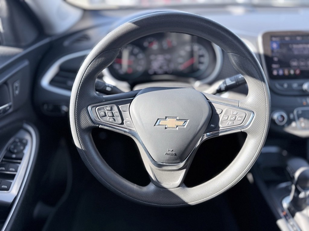 Used 2024 Chevrolet Malibu LT image 12
