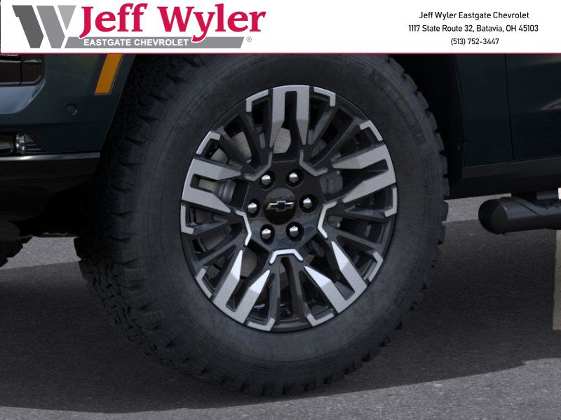 New 2026 Chevrolet Suburban Z71 image 10