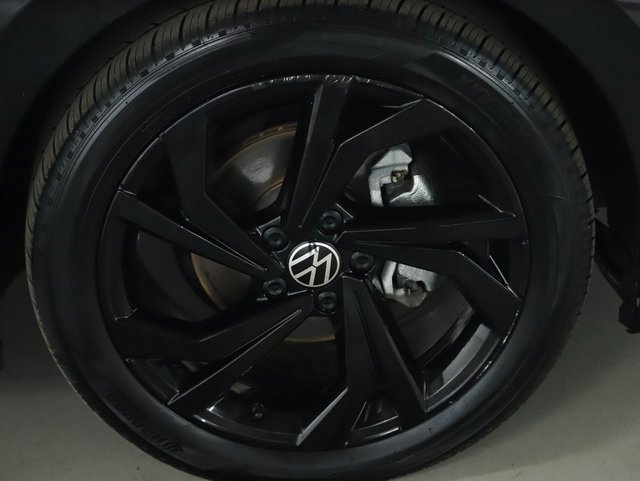 Used 2025 Volkswagen Jetta SE w/ Sunroof Package image 10