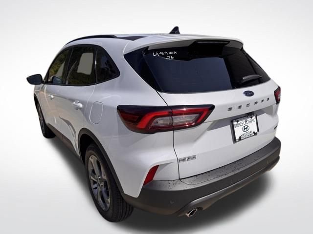 Used 2026 Ford Escape ST-Line Select w/ Tech Pack #1 AWD/4WD image 5